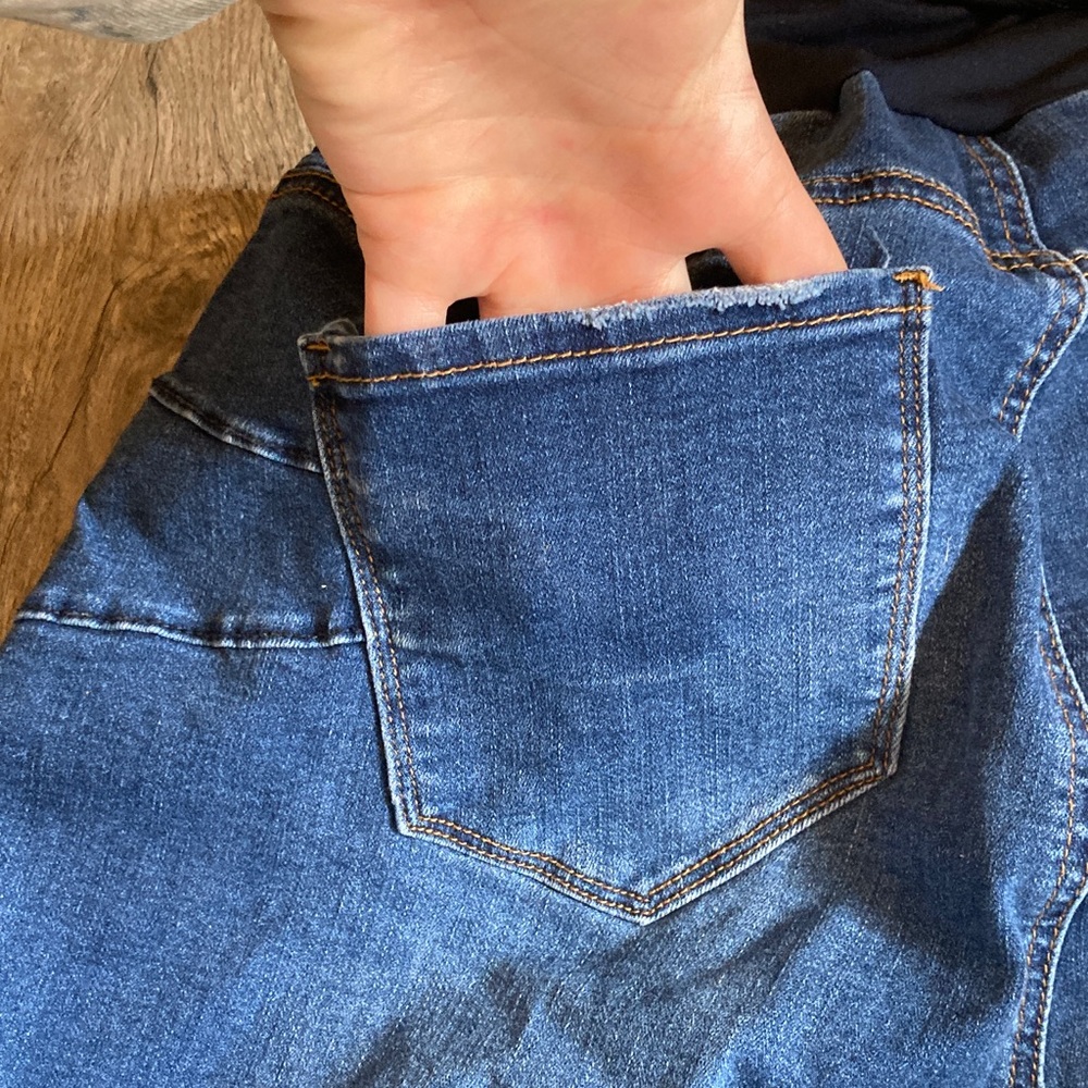 High Waist Denim Maternity Shorts - Dark Blue - Picture 5 of 5